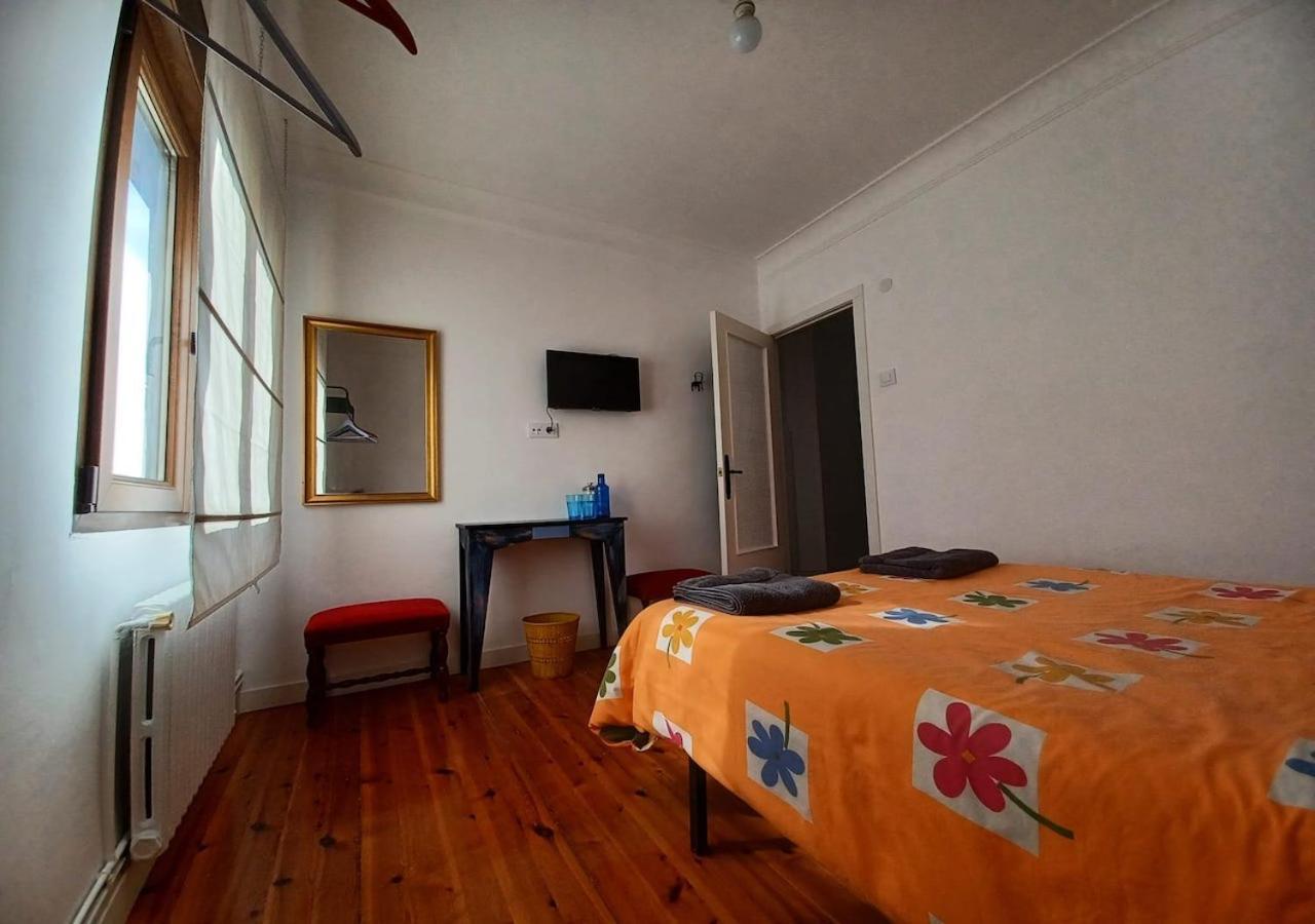 Habitaciones En El Atico De Tona Mirando A La Bahia De Santander Dış mekan fotoğraf